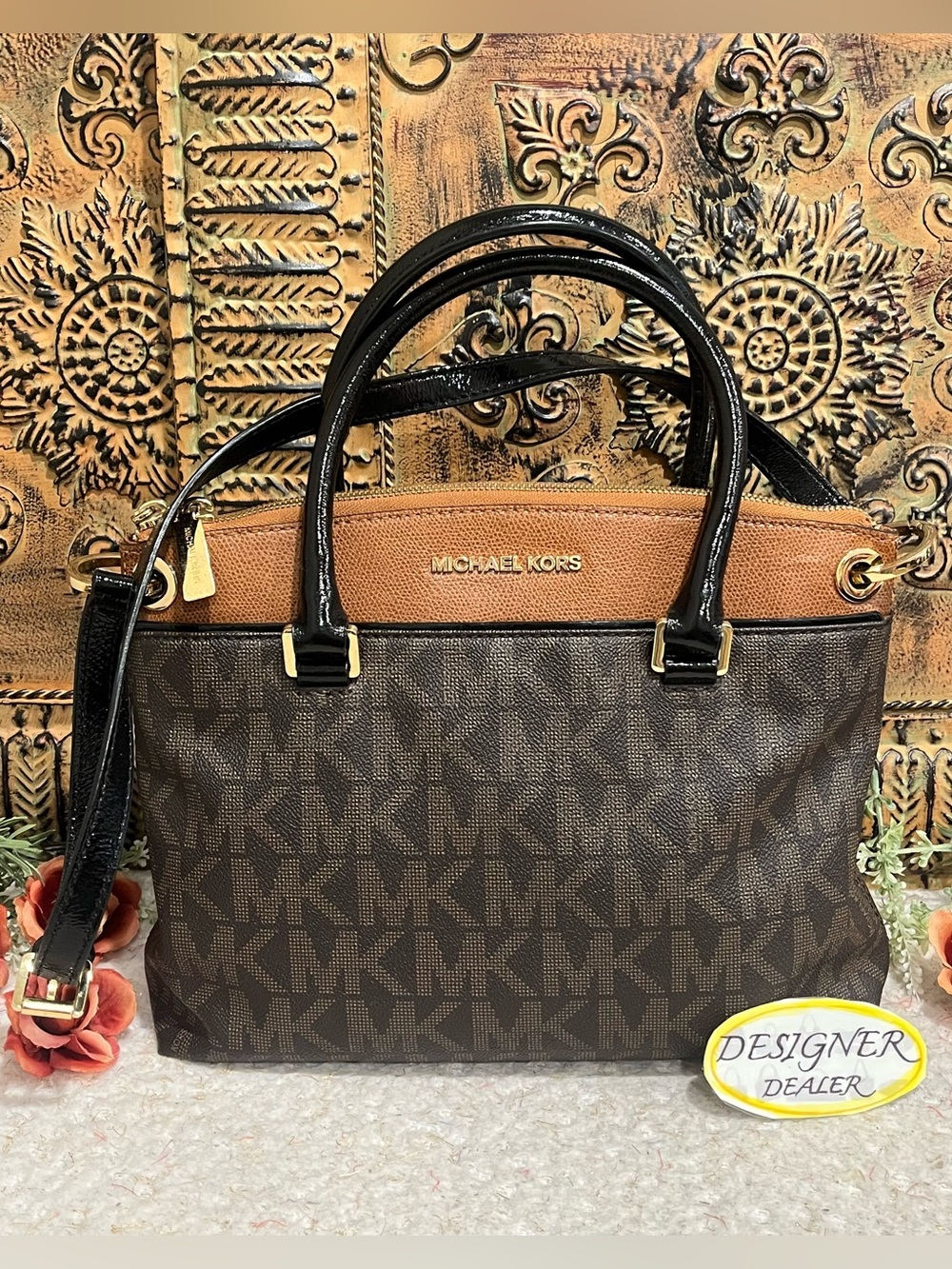 MICHAEL KORS Aubrey Signature Medium Satchel VGC!